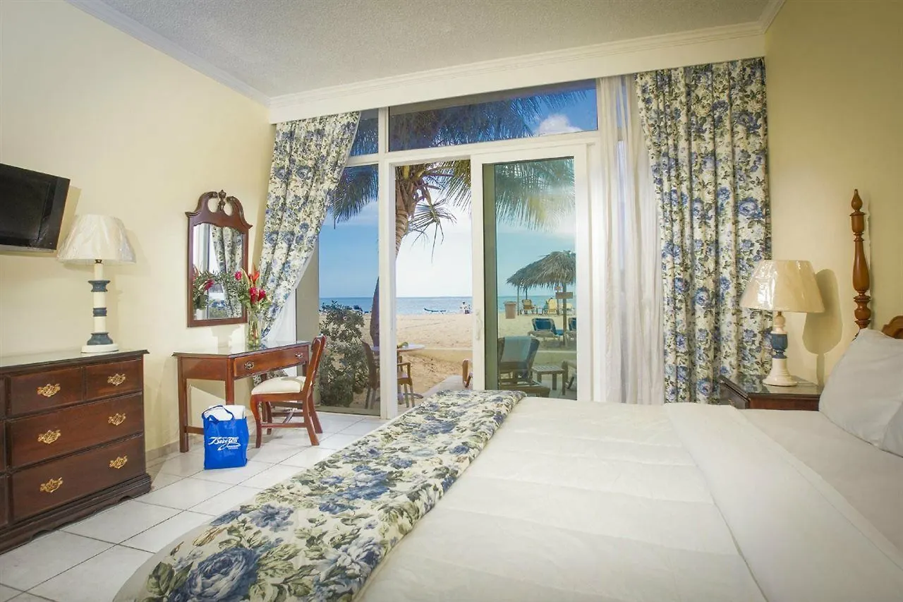 Breezes Resort & Spa All Inclusive, Bahamas (Adults Only) Nassau