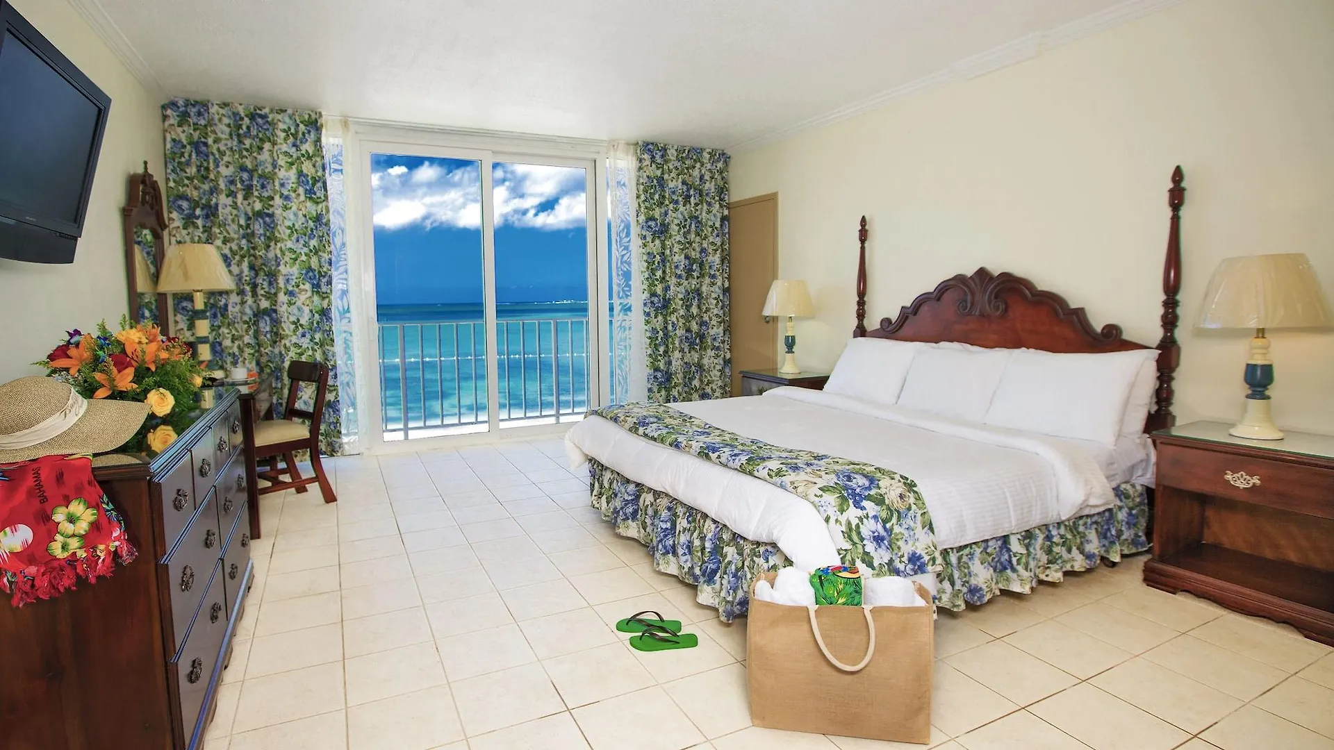 ***  Breezes Resort & Spa All Inclusive, Bahamas (Adults Only) Nassau Bahamas