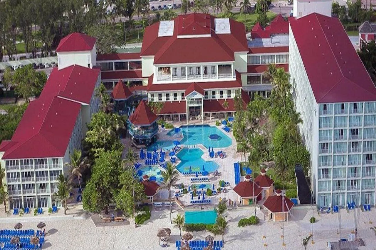 Breezes Resort & Spa All Inclusive, Bahamas (Adults Only) Nassau 3*,  Bahamas